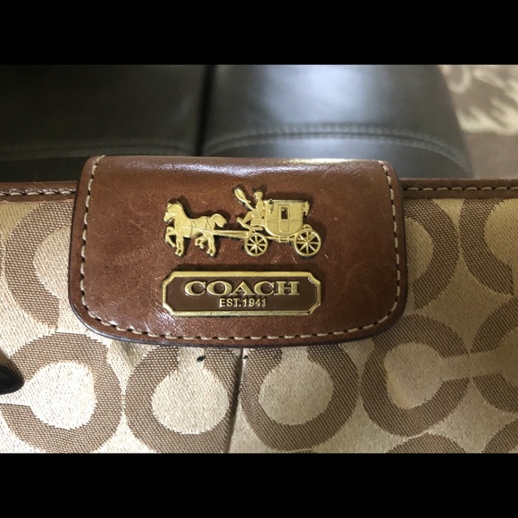 Coach Wallet - Picture 4 of 4